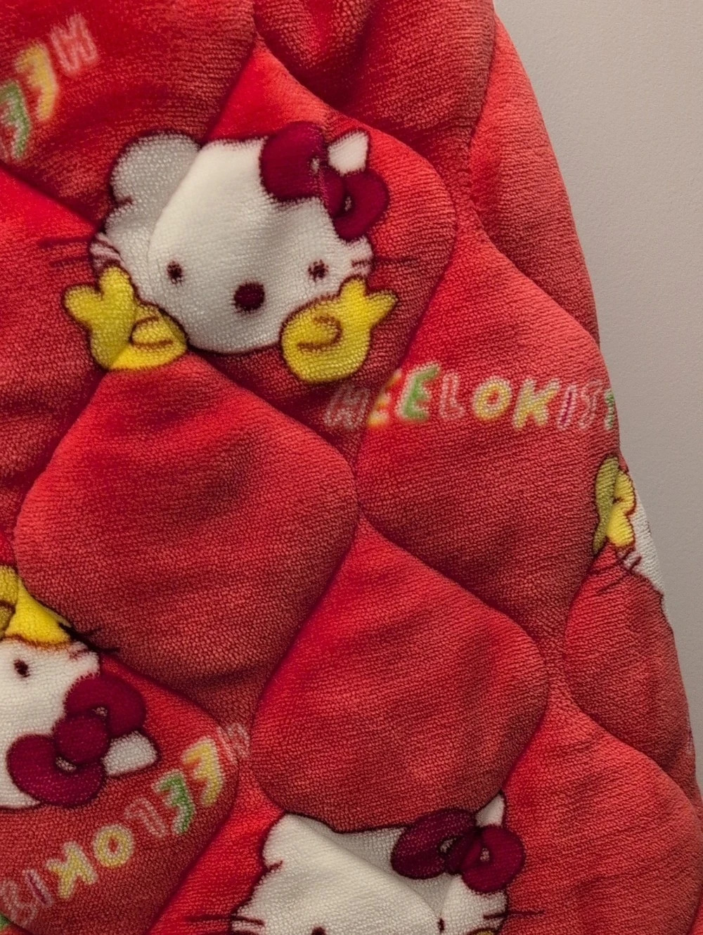 Women's Hello Kitty Set - Picture 5 of 6